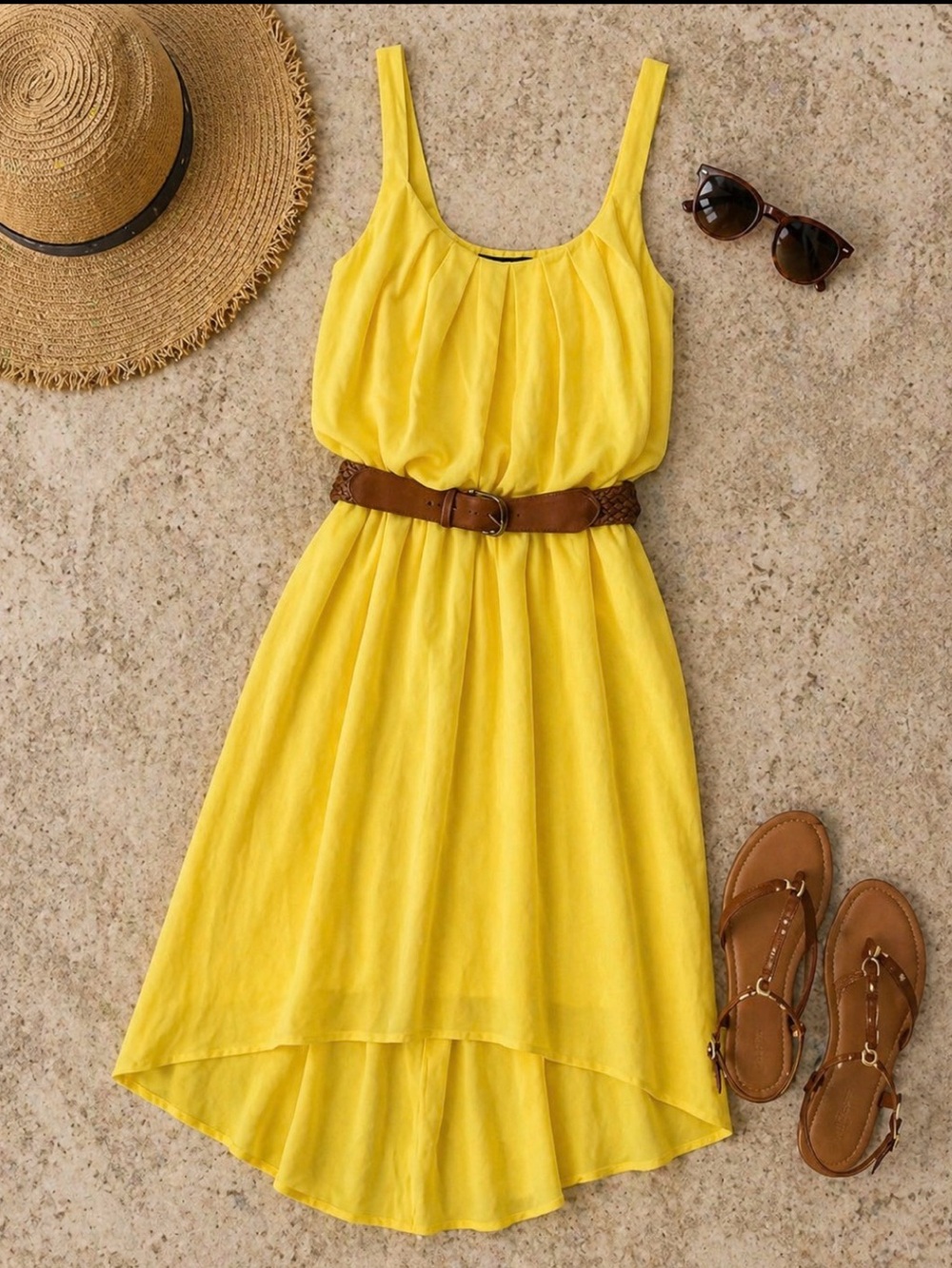 Cute yellow golden dress size small. Belt